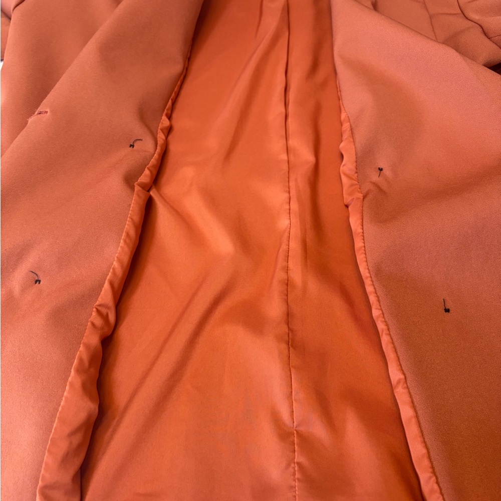 #264 Elegant Women's Rust Colored Blazer. Great Condition. Size L - Picture 11 of 11